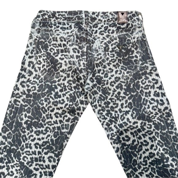 Guess Gray Animal Print “Skinny Ultra Low” Denim Jeans (size 25) - Picture 8 of 10